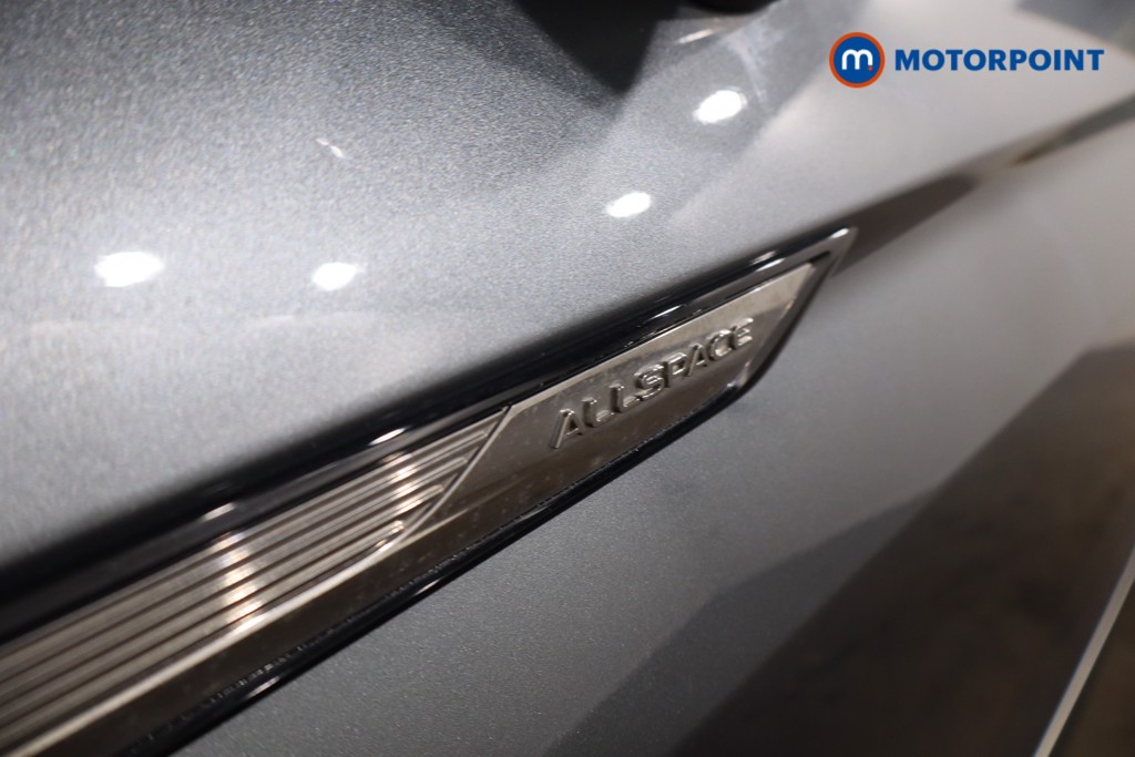 Volkswagen Tiguan Allspace Life Manual Petrol SUV - Stock Number (1637105) - 26th supplementary image