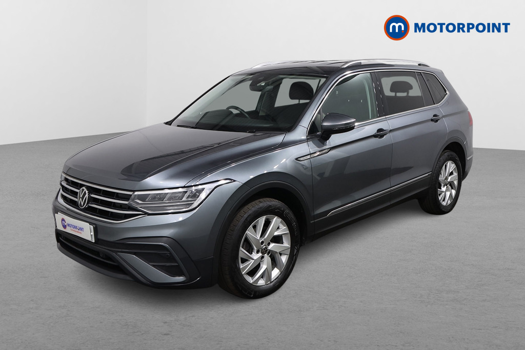 Volkswagen Tiguan Allspace Life Manual Petrol SUV - Stock Number (1637105) - Passenger side front corner