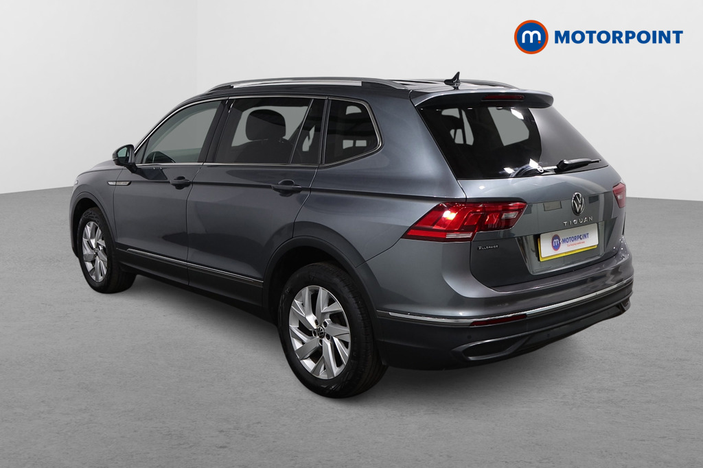 Volkswagen Tiguan Allspace Life Manual Petrol SUV - Stock Number (1637105) - Passenger side rear corner