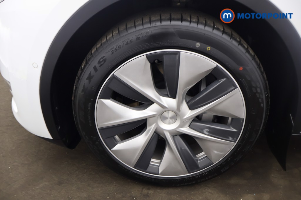 Tesla Model Y Long Range Automatic Electric SUV - Stock Number (1637443) - 13th supplementary image