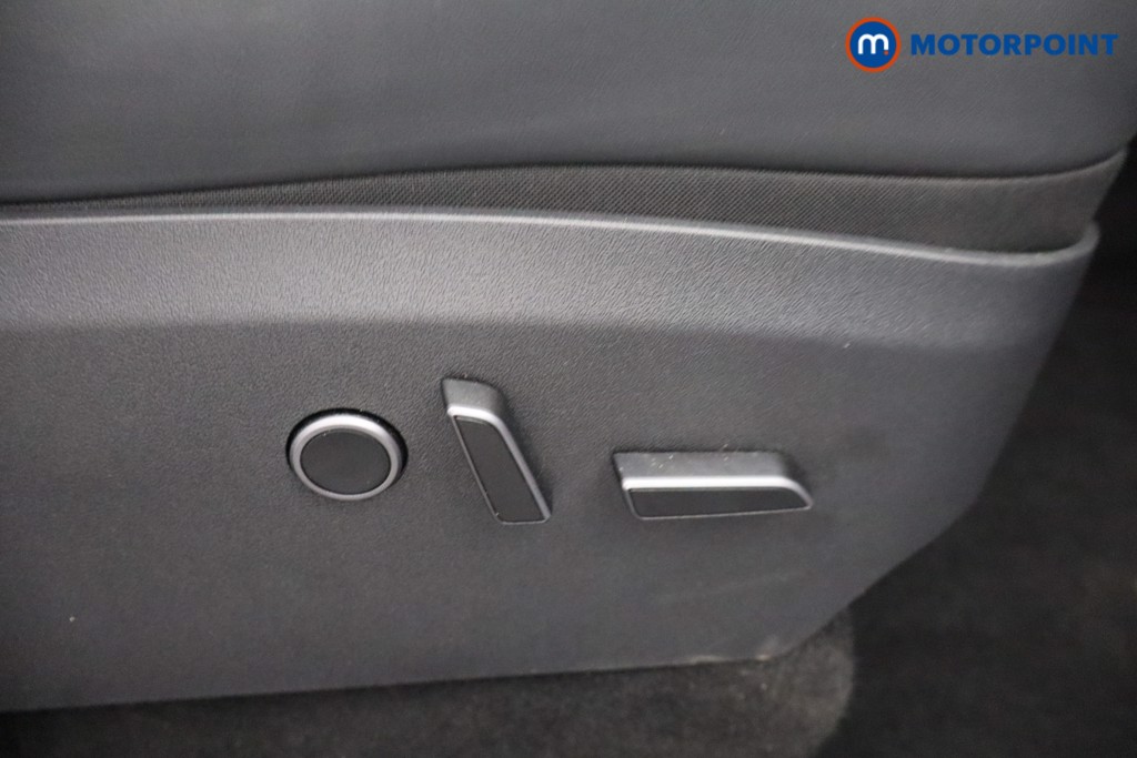 Tesla Model Y Long Range Automatic Electric SUV - Stock Number (1637457) - 12th supplementary image