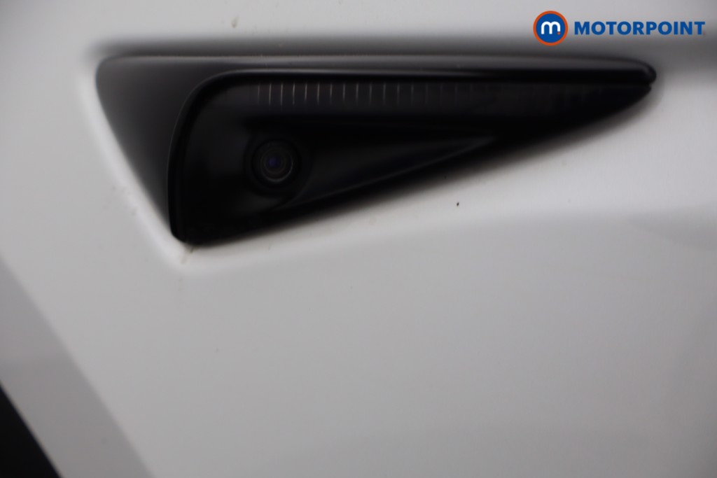 Tesla Model Y Long Range Automatic Electric SUV - Stock Number (1637457) - 24th supplementary image