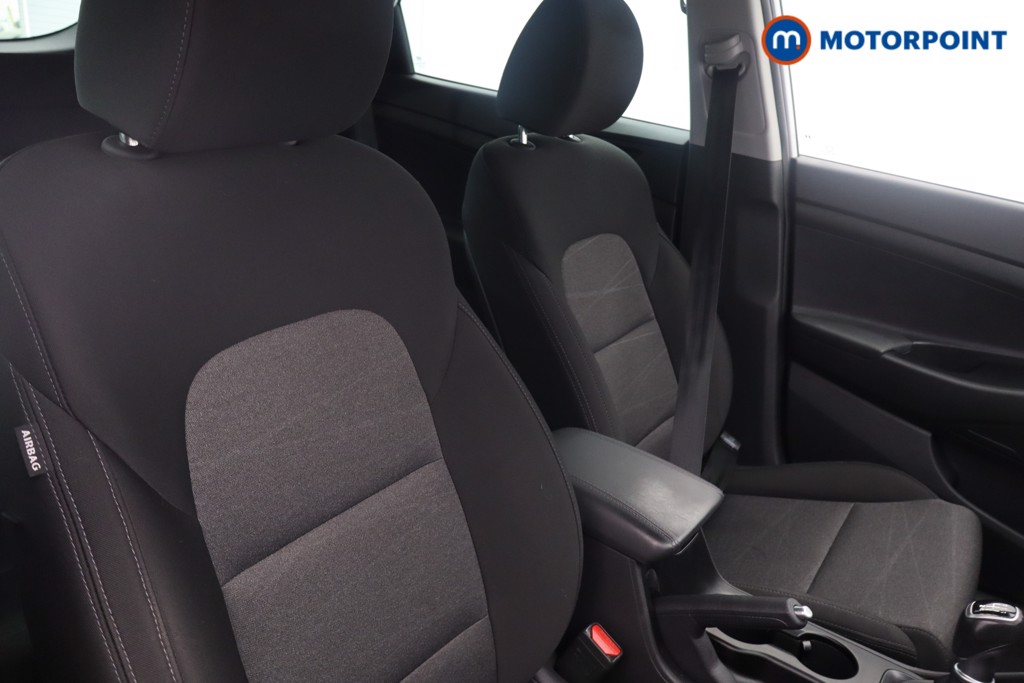 Hyundai Tucson Se Nav Manual Petrol SUV - Stock Number (1637602) - 12th supplementary image