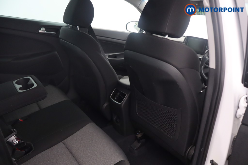Hyundai Tucson Se Nav Manual Petrol SUV - Stock Number (1637602) - 17th supplementary image