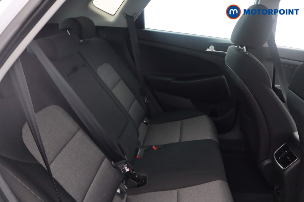Hyundai Tucson Se Nav Manual Petrol SUV - Stock Number (1637602) - 18th supplementary image