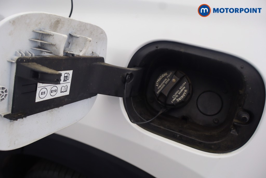 Hyundai Tucson Se Nav Manual Petrol SUV - Stock Number (1637602) - 31st supplementary image
