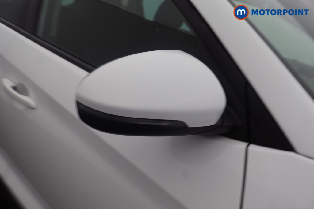 Hyundai Tucson Se Nav Manual Petrol SUV - Stock Number (1637602) - 38th supplementary image