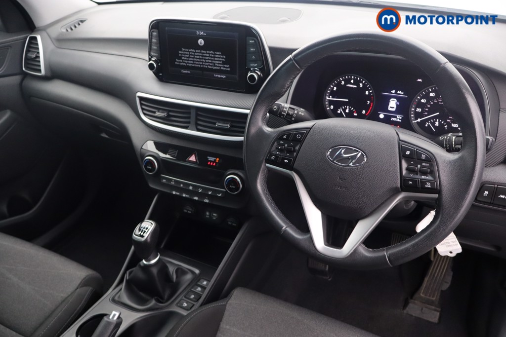 Hyundai Tucson Se Nav Manual Petrol SUV - Stock Number (1637602) - 1st supplementary image