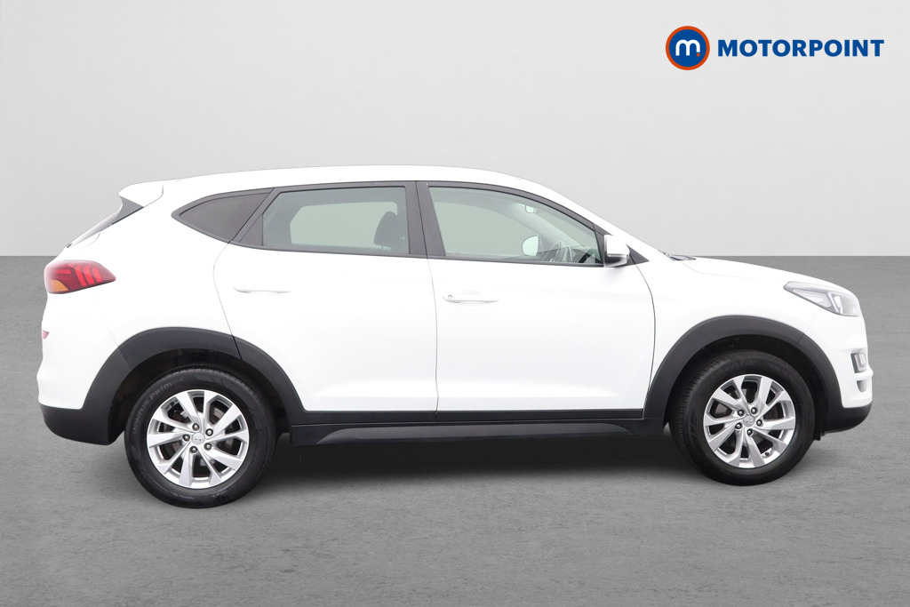Hyundai Tucson Se Nav Manual Petrol SUV - Stock Number (1637602) - Drivers side
