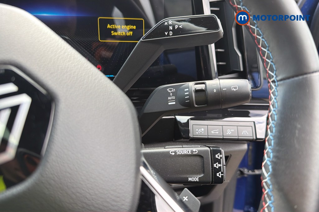 Renault Austral Iconic Esprit Alpine Automatic Petrol-Electric Hybrid SUV - Stock Number (1638546) - 7th supplementary image