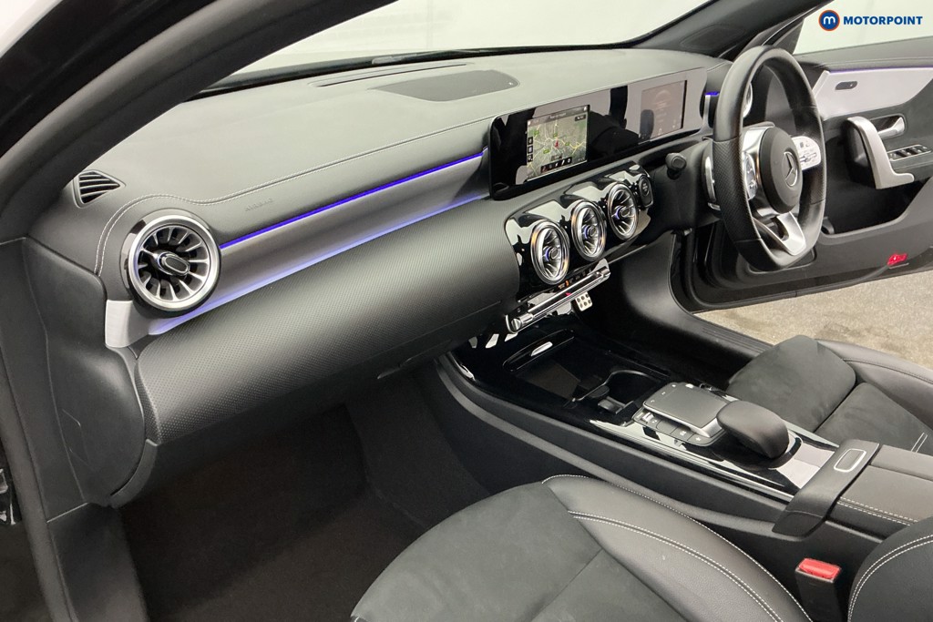 Mercedes-Benz A Class Amg Line Edition Automatic Petrol Plug-In Hybrid Hatchback - Stock Number (1638755) - 9th supplementary image