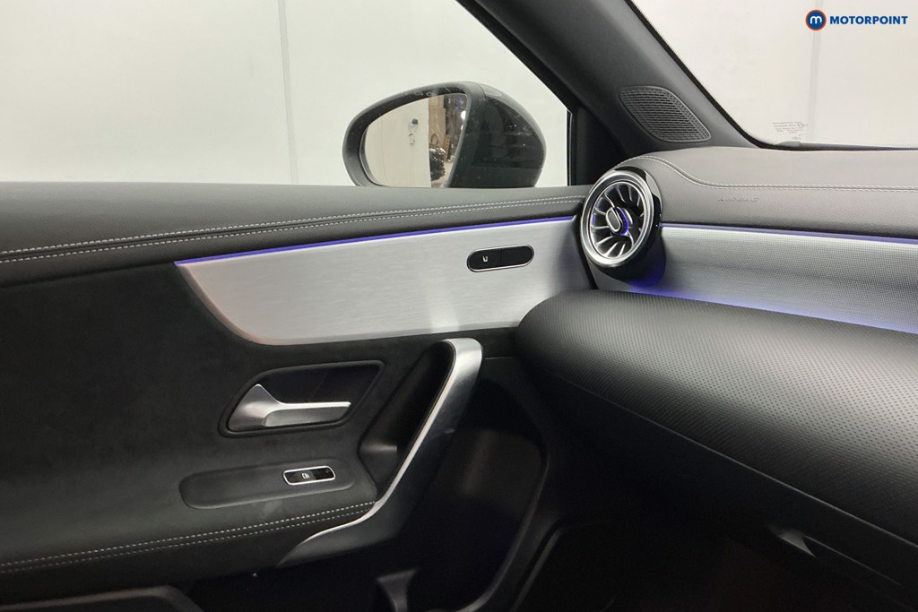 Mercedes-Benz A Class Amg Line Edition Automatic Petrol Plug-In Hybrid Hatchback - Stock Number (1638755) - 18th supplementary image