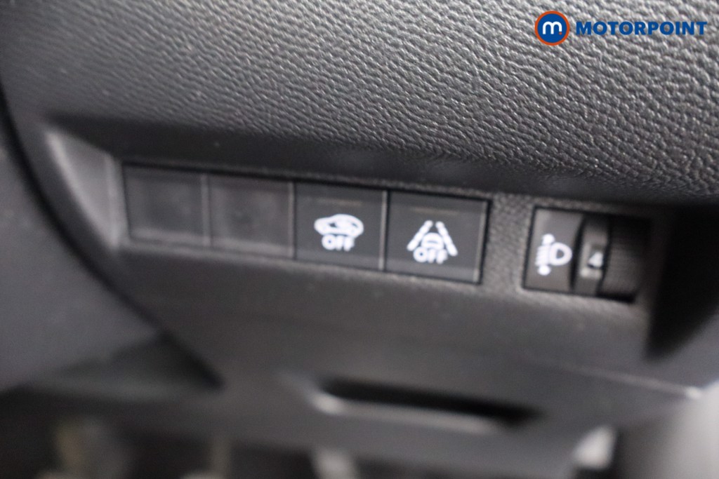Peugeot 2008 Active Premium-Plus Manual Petrol SUV - Stock Number (1638812) - 11th supplementary image