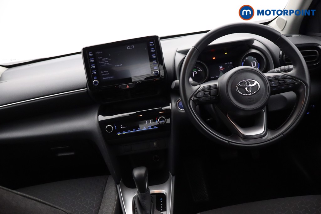 Toyota Yaris Cross Icon Automatic Petrol-Electric Hybrid Estate - Stock Number (1639400) - 9th supplementary image