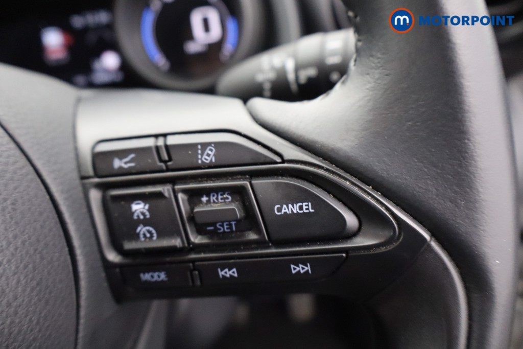 Toyota Yaris Cross Icon Automatic Petrol-Electric Hybrid Estate - Stock Number (1639400) - 14th supplementary image