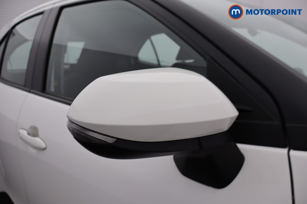 Toyota Yaris Cross Icon Automatic Petrol-Electric Hybrid Estate - Stock Number (1639400) - 20th supplementary image