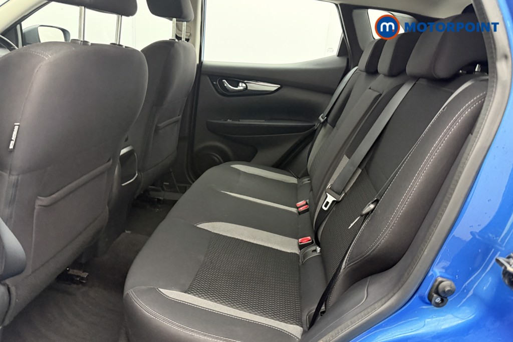 Nissan Qashqai Acenta Premium Manual Petrol SUV - Stock Number (1639515) - 4th supplementary image