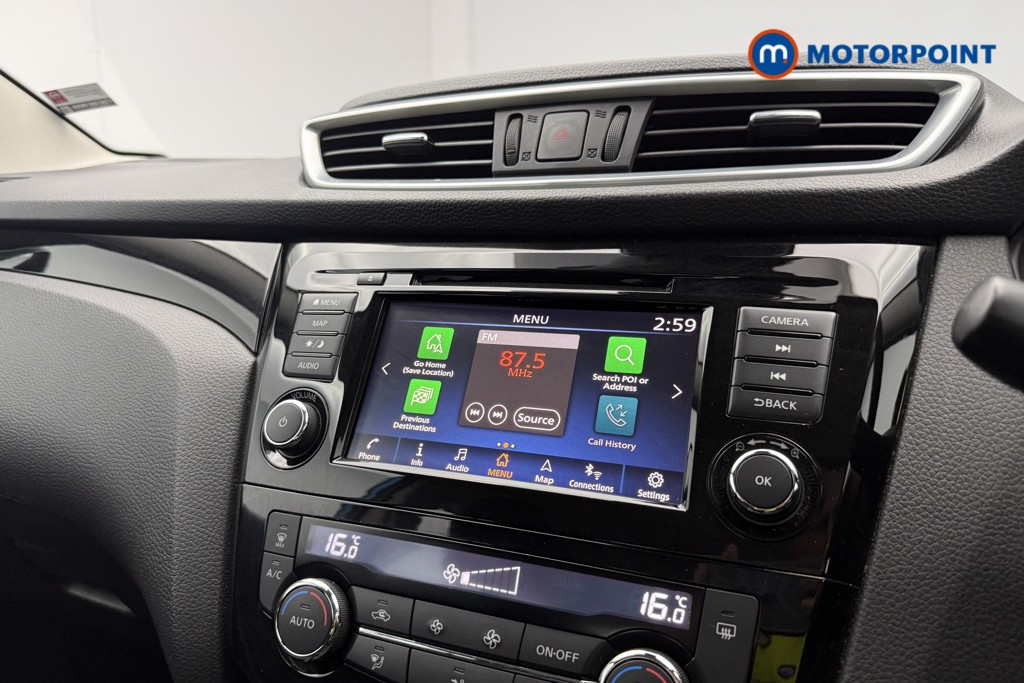 Nissan Qashqai Acenta Premium Manual Petrol SUV - Stock Number (1639515) - 12th supplementary image