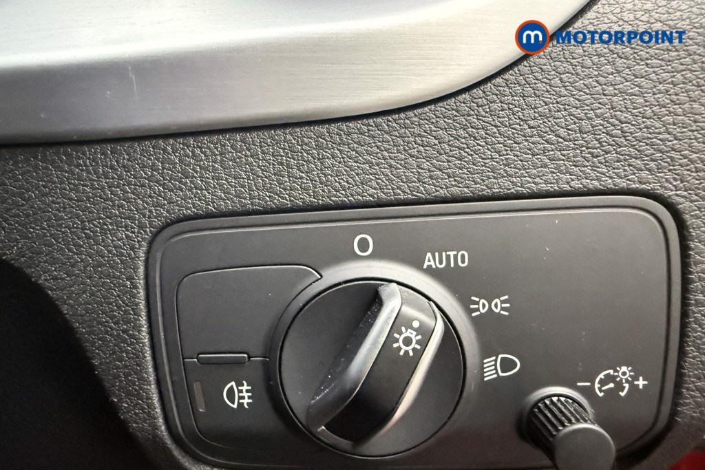 Audi Q2 Black Edition Automatic Petrol SUV - Stock Number (1639521) - 17th supplementary image