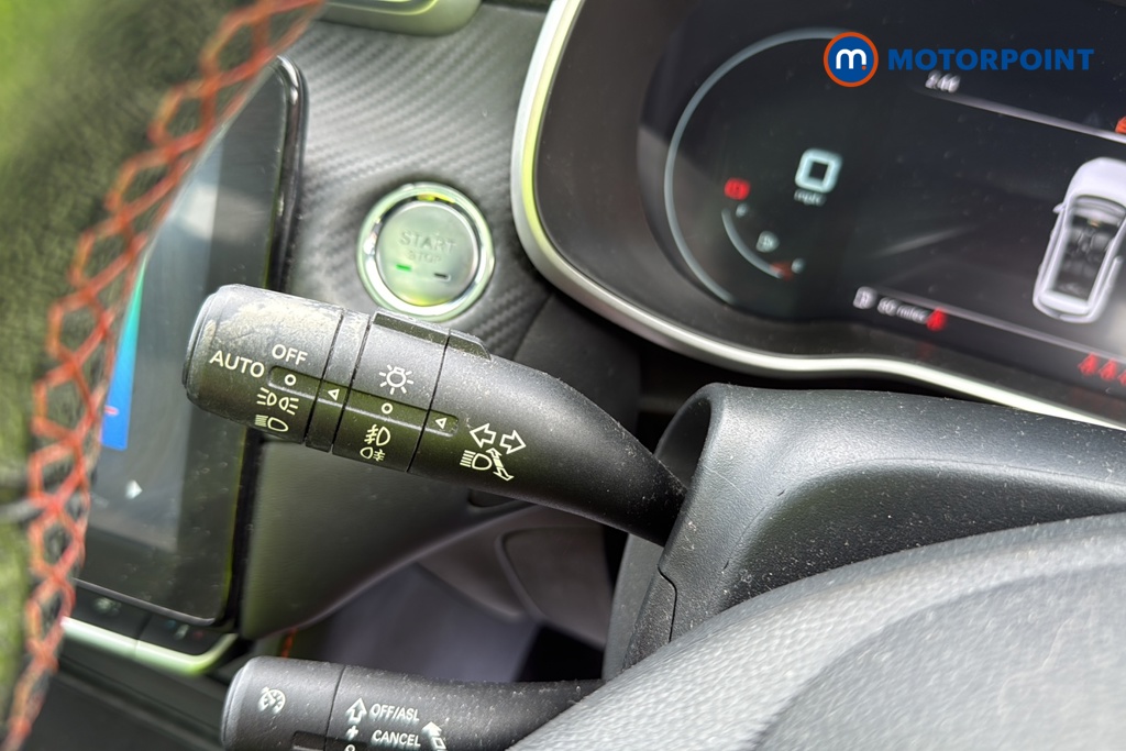 Mg Motor Uk ZS Exclusive Manual Petrol SUV - Stock Number (1639568) - 5th supplementary image