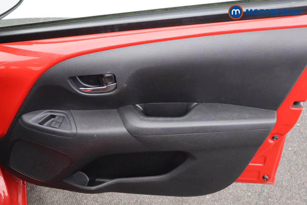 Toyota Aygo X-Play Manual Petrol Hatchback - Stock Number (1640095) - 8th supplementary image