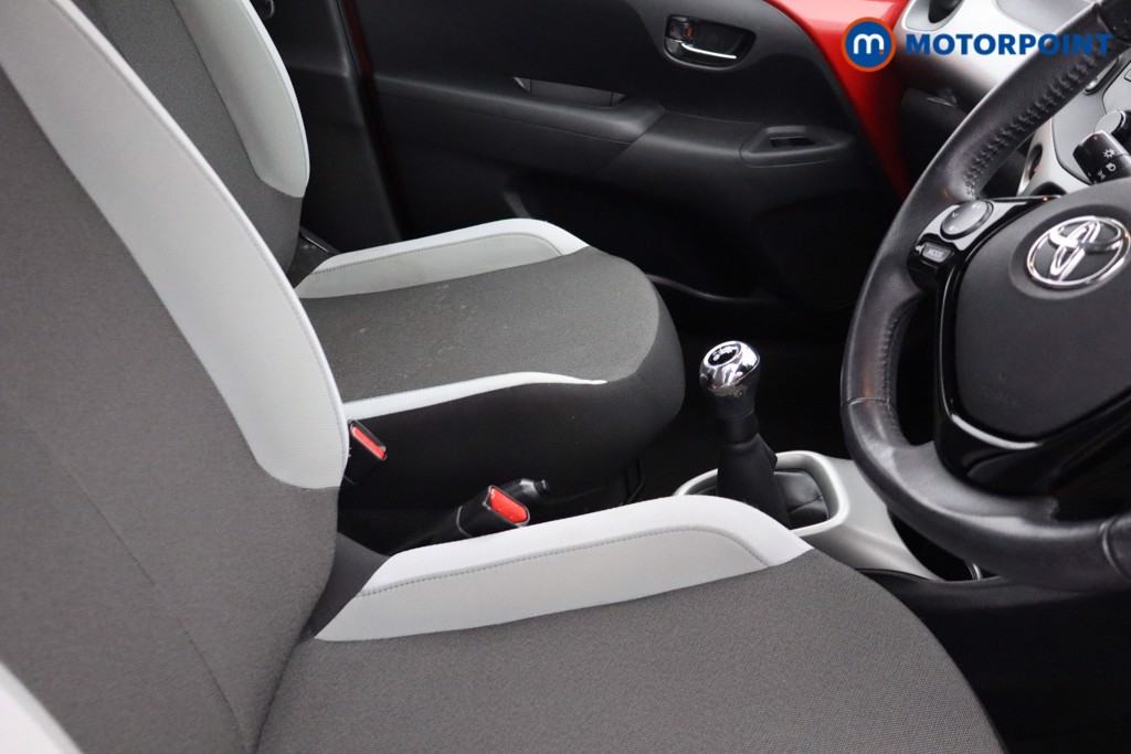 Toyota Aygo X-Play Manual Petrol Hatchback - Stock Number (1640095) - 10th supplementary image