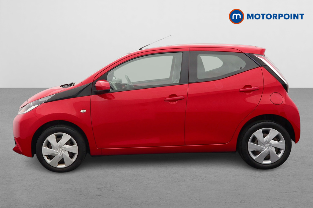 Toyota Aygo X-Play Manual Petrol Hatchback - Stock Number (1640095) - Passenger side