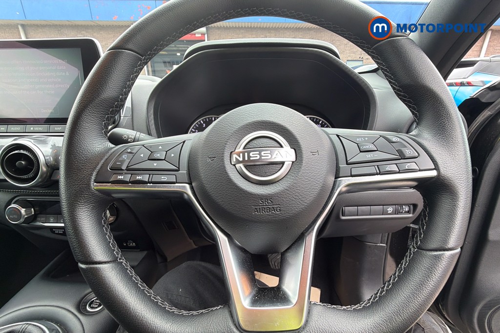 Nissan Juke N-Connecta Manual Petrol SUV - Stock Number (1640238) - 5th supplementary image