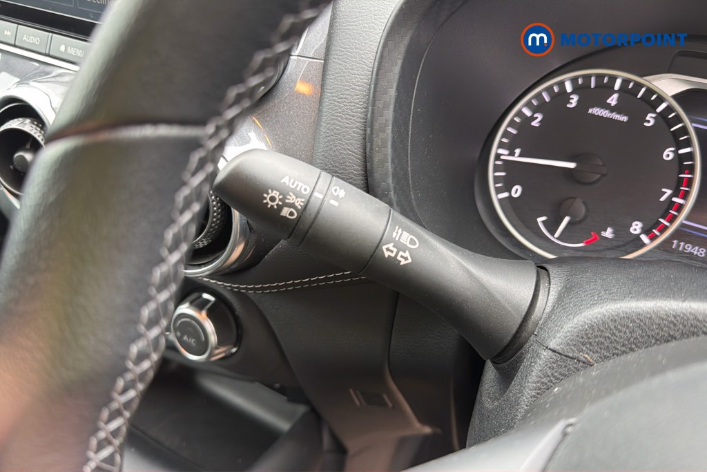 Nissan Juke N-Connecta Manual Petrol SUV - Stock Number (1640238) - 6th supplementary image