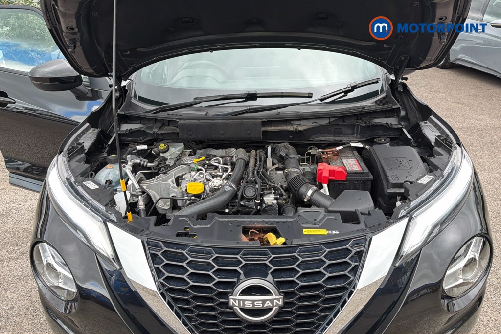 Nissan Juke N-Connecta Manual Petrol SUV - Stock Number (1640238) - 51st supplementary image