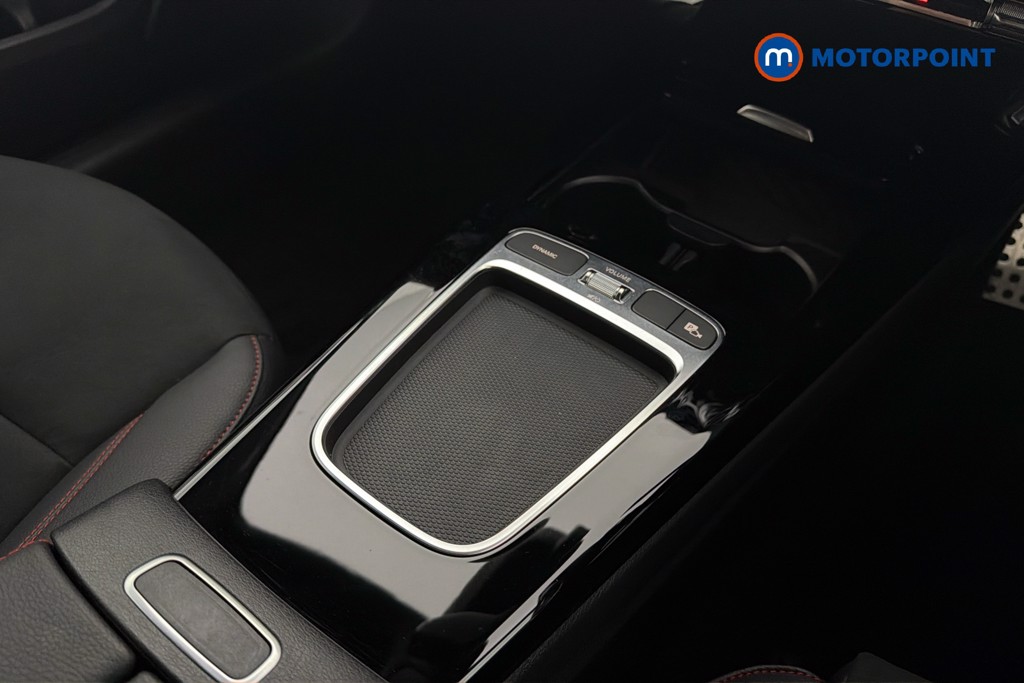 Mercedes-Benz A Class Amg Line Automatic Petrol Saloon - Stock Number (1640401) - 15th supplementary image