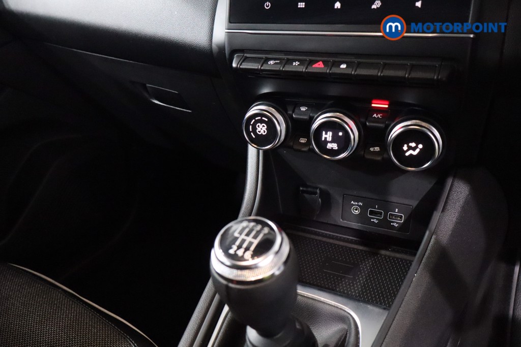 Renault Captur Techno Manual Petrol SUV - Stock Number (1640648) - 19th supplementary image