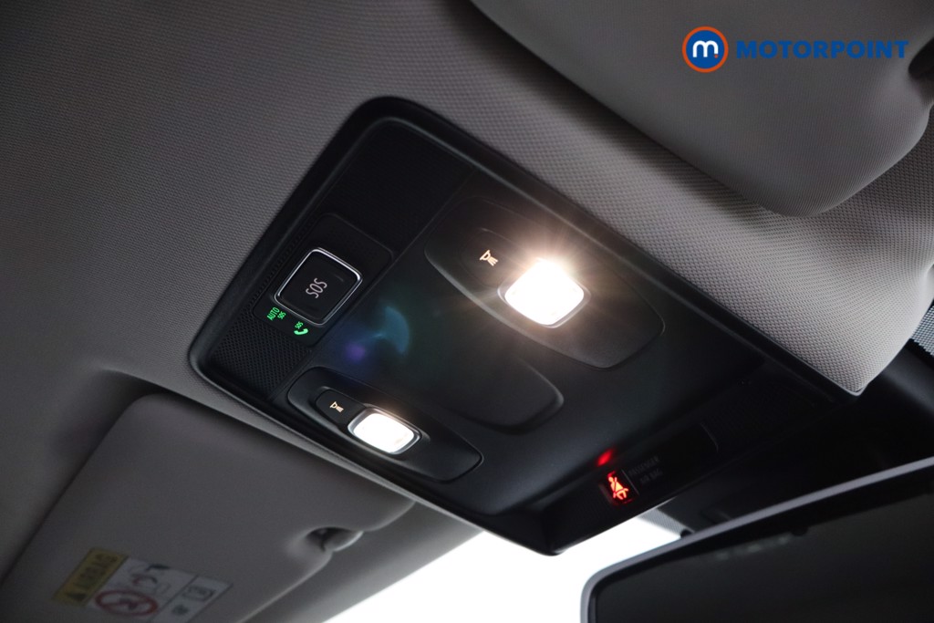 Renault Captur Techno Manual Petrol SUV - Stock Number (1640648) - 21st supplementary image
