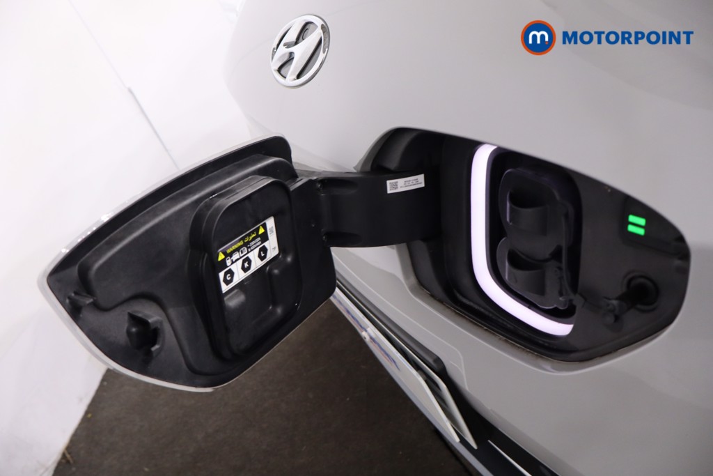 Hyundai Kona Premium Automatic Electric SUV - Stock Number (1640728) - 33rd supplementary image