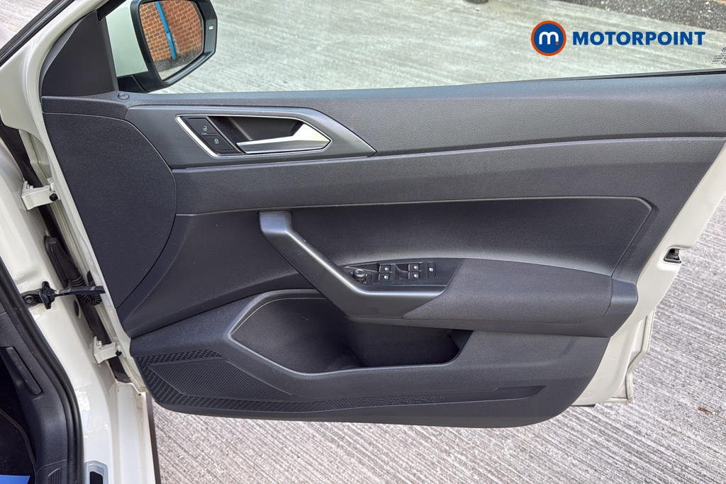Volkswagen Polo R-Line Automatic Petrol Hatchback - Stock Number (1640859) - 18th supplementary image