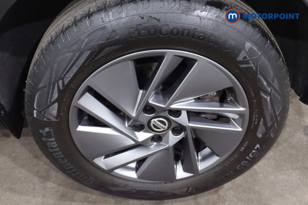Nissan Qashqai Acenta Premium Manual Petrol SUV - Stock Number (1641766) - 11th supplementary image