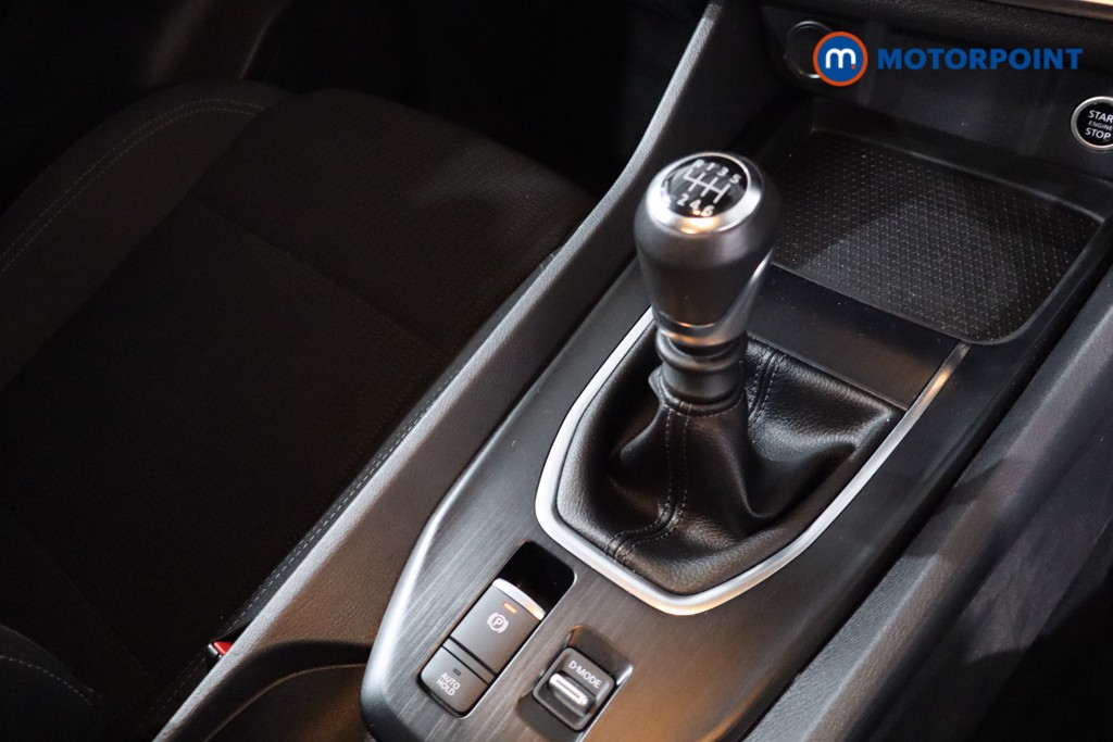 Nissan Qashqai Acenta Premium Manual Petrol SUV - Stock Number (1641766) - 19th supplementary image