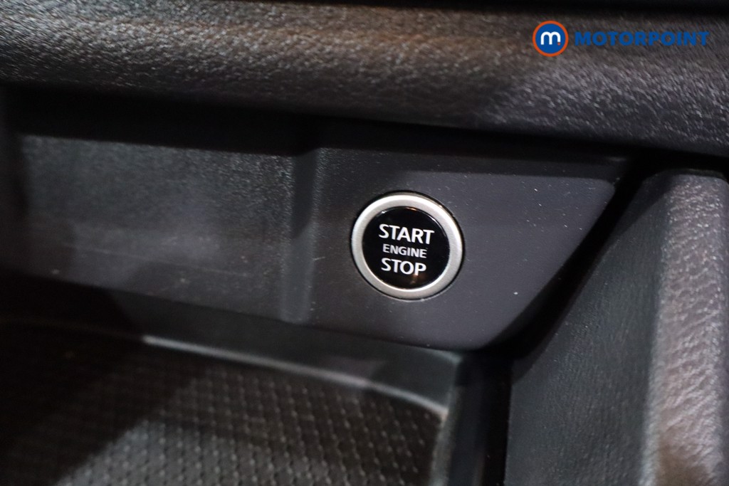 Nissan Qashqai Acenta Premium Manual Petrol SUV - Stock Number (1641766) - 20th supplementary image