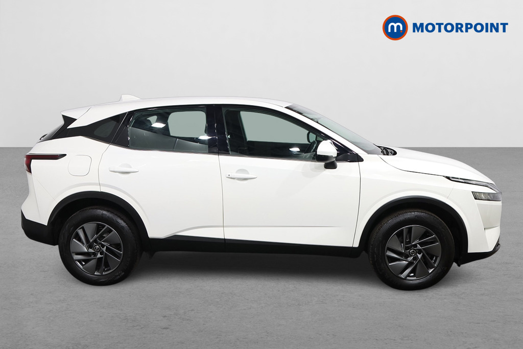 Nissan Qashqai Acenta Premium Manual Petrol SUV - Stock Number (1641766) - Drivers side