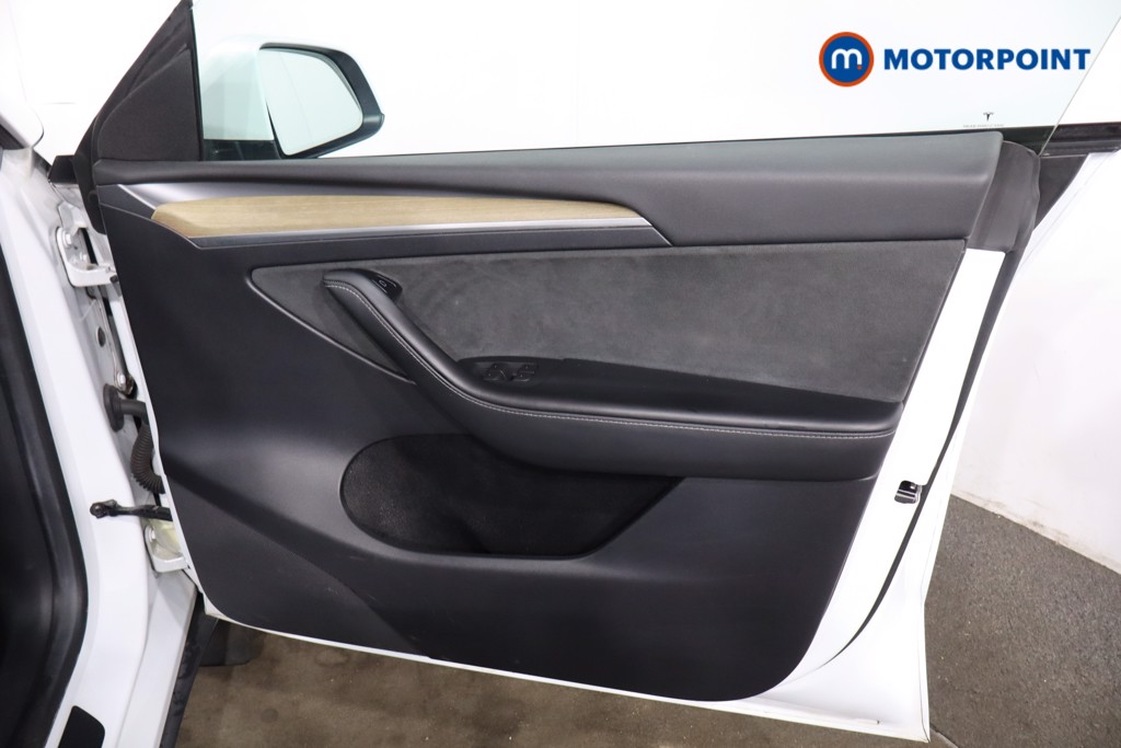 Tesla Model Y Long Range Automatic Electric SUV - Stock Number (1641845) - 24th supplementary image