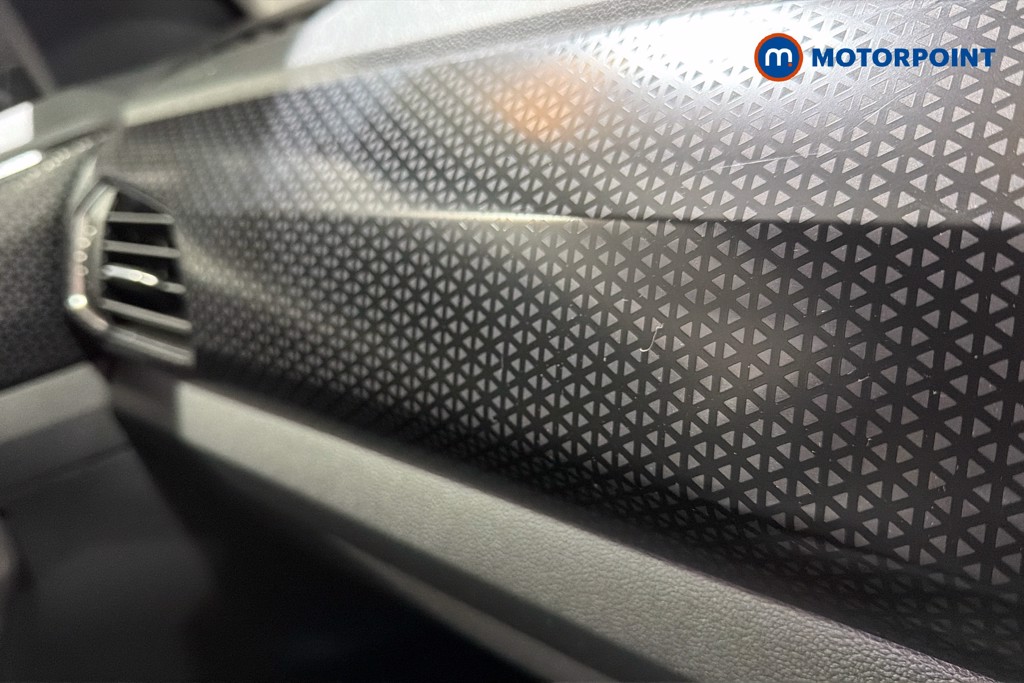 Volkswagen T-Cross SEL Manual Petrol SUV - Stock Number (1642137) - 11th supplementary image