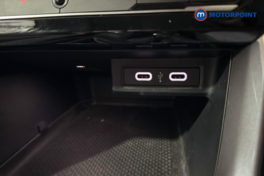 Volkswagen T-Cross SEL Manual Petrol SUV - Stock Number (1642137) - 17th supplementary image