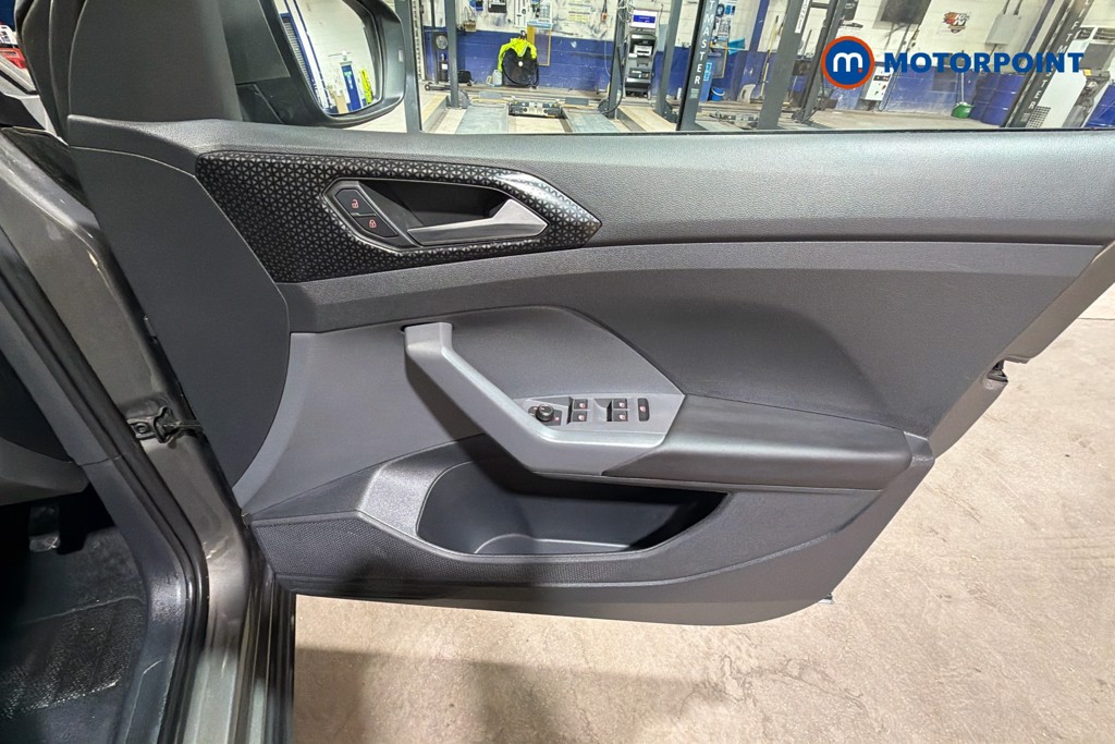 Volkswagen T-Cross SEL Manual Petrol SUV - Stock Number (1642137) - 19th supplementary image