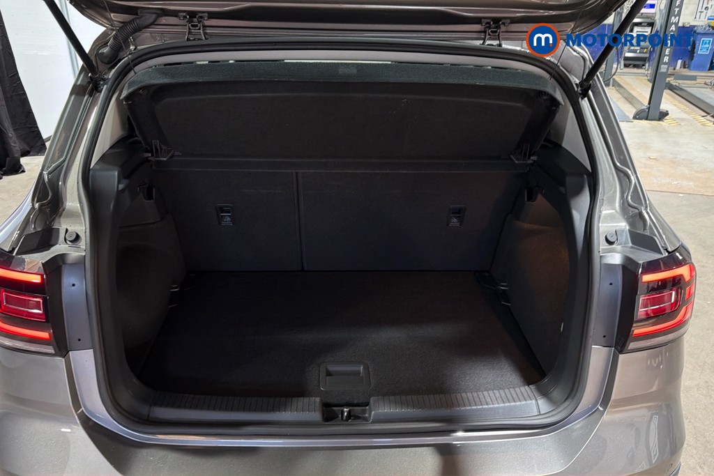 Volkswagen T-Cross SEL Manual Petrol SUV - Stock Number (1642137) - 33rd supplementary image