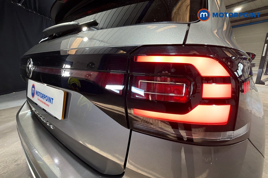 Volkswagen T-Cross SEL Manual Petrol SUV - Stock Number (1642137) - 38th supplementary image