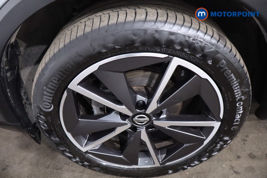 Nissan Qashqai Tekna Manual Petrol SUV - Stock Number (1642151) - 10th supplementary image
