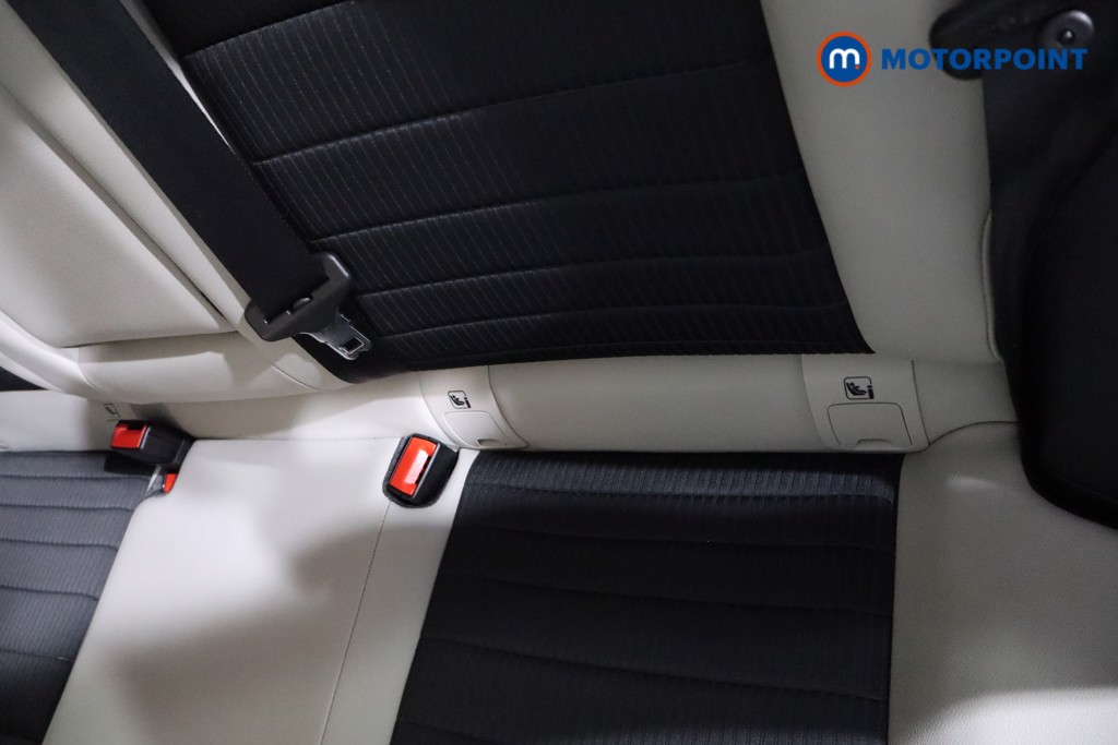 Nissan Qashqai Tekna Manual Petrol SUV - Stock Number (1642151) - 25th supplementary image