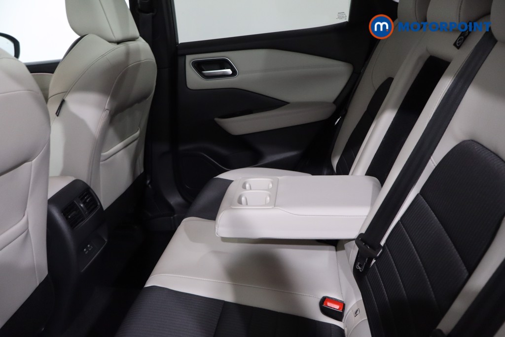 Nissan Qashqai Tekna Manual Petrol SUV - Stock Number (1642151) - 26th supplementary image