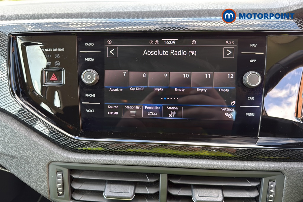 Volkswagen Polo Life Manual Petrol Hatchback - Stock Number (1642228) - 8th supplementary image