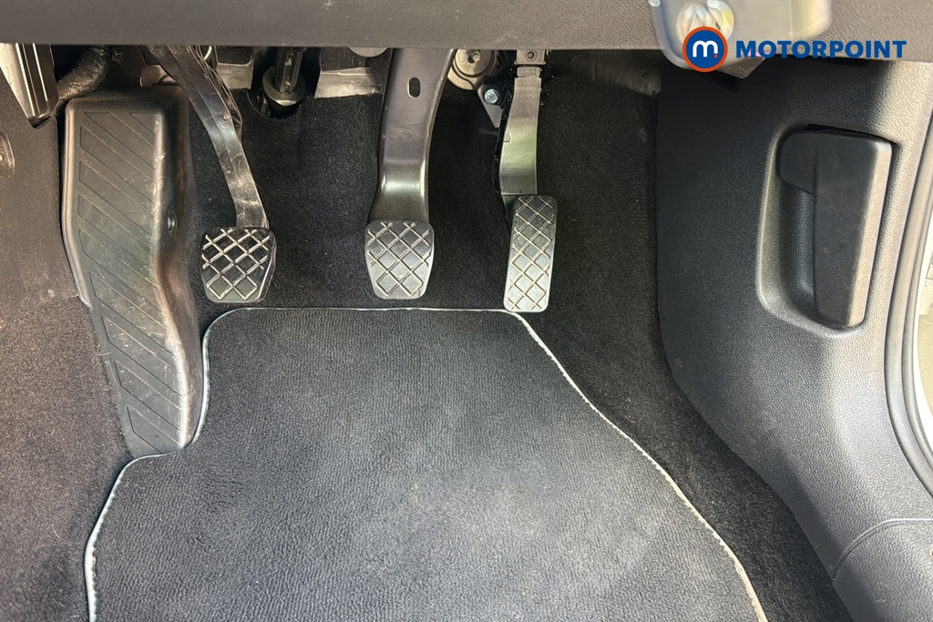 Volkswagen Polo Life Manual Petrol Hatchback - Stock Number (1642228) - 24th supplementary image